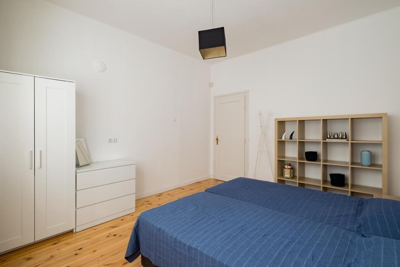 Spacious 3 Bedroom Home In Sofia'S Top Center ภายนอก รูปภาพ
