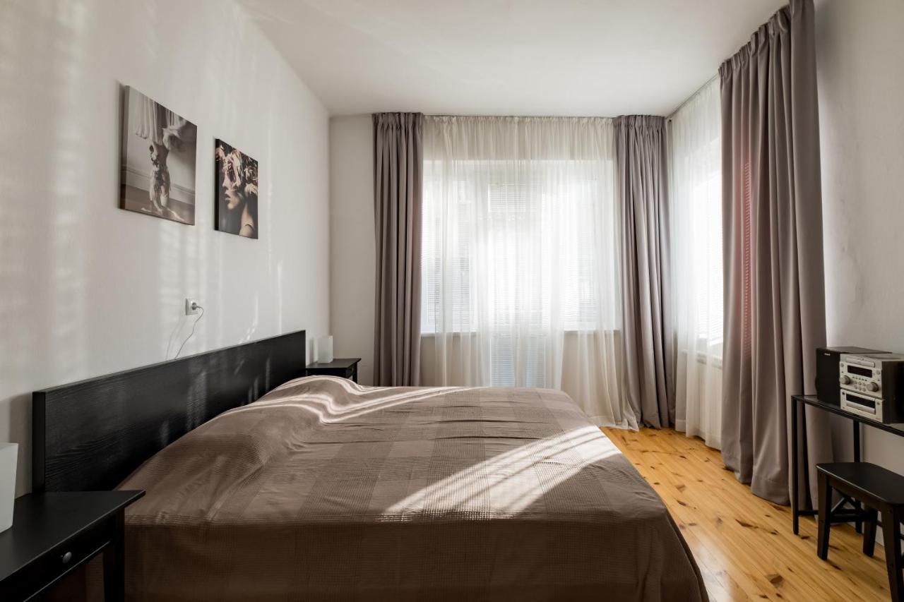 Spacious 3 Bedroom Home In Sofia'S Top Center ภายนอก รูปภาพ